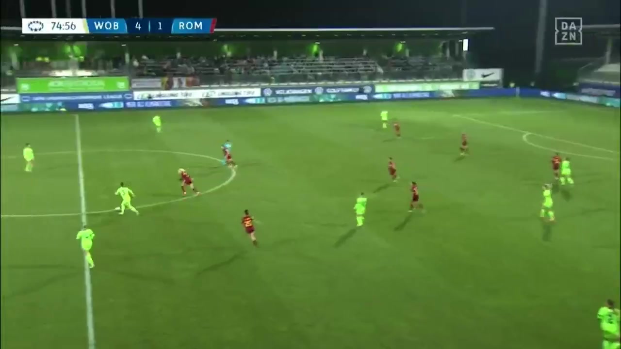 UEFA WUC VfL Wolfsburg (w) Vs Roma CF (w)  Goal in 77 min, Score 4:2