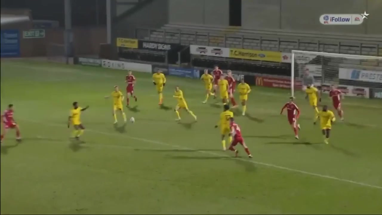 144 Burton Albion Vs Accrington Stanley 68 skor gol , skor 2:4