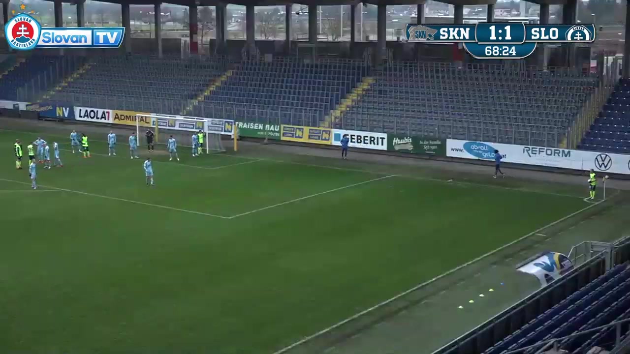 INT CF St.Polten Vs Slovan Bratislava 70 phút Vào, ghi bàn 1:2