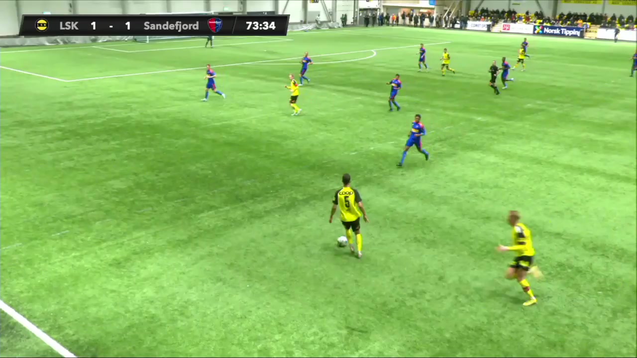 INT CF Lillestrom Vs Sandefjord 75 phút Vào, ghi bàn 2:1