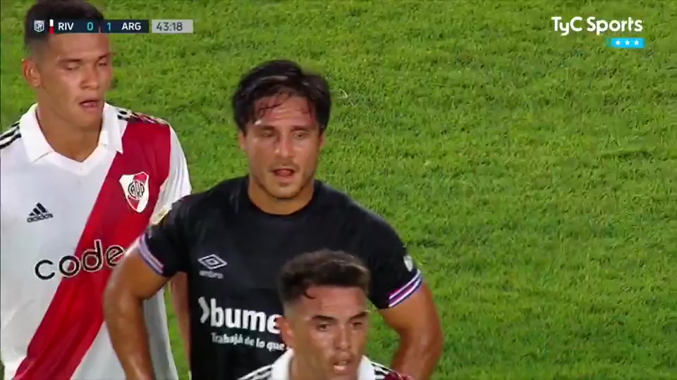 ARG D1 River Plate Vs 小阿根廷人  Goal in 42 min, Score 0:1