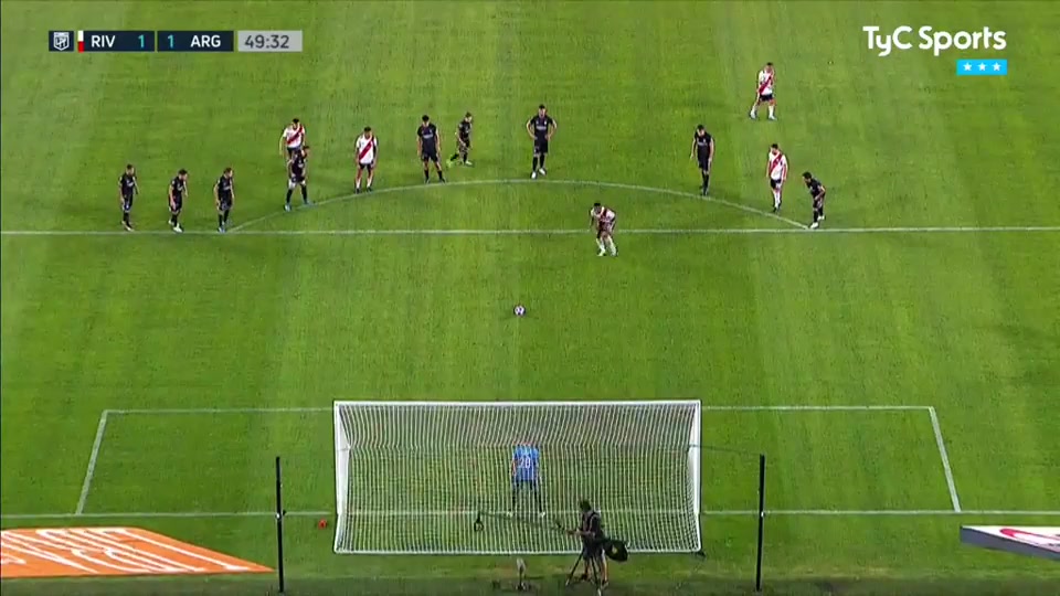 ARG D1 River Plate Vs 小阿根廷人  Goal in 49 min, Score 1:1