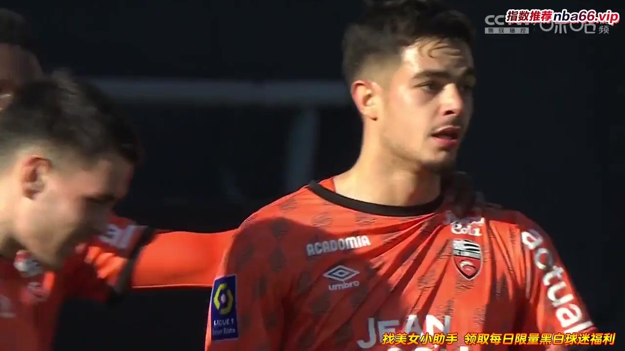 11 Lorient Vs Ajaccio 42 skor gol , skor 2:0