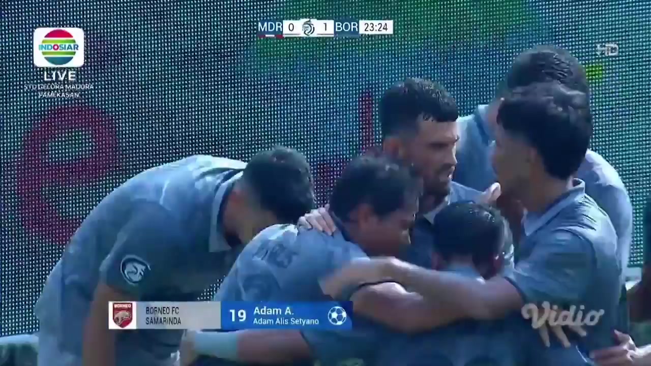 印尼超 马都拉联 Vs 普萨马尼亚 22分亚当·阿利斯进球,比分0:1