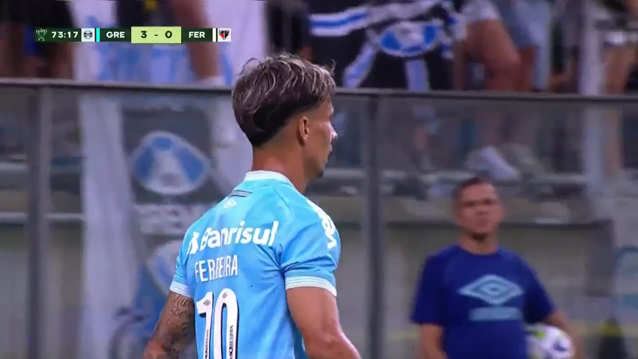 BRA CUP Gremio (RS) Vs Ferroviario CE 74 phút Vào, ghi bàn 3:0