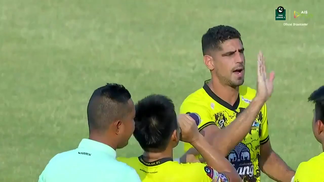 THA L3 Mahasarakham United FC Vs Phitsanulok FC 45+ phút Vào, ghi bàn 0:2