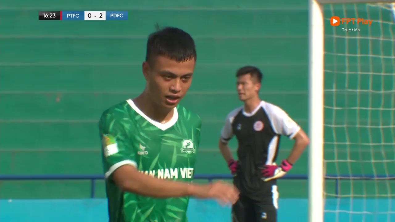 1248 Tuan Tu Phu Tho Vs TTBD Phu Dong 16 skor gol , skor 0:2