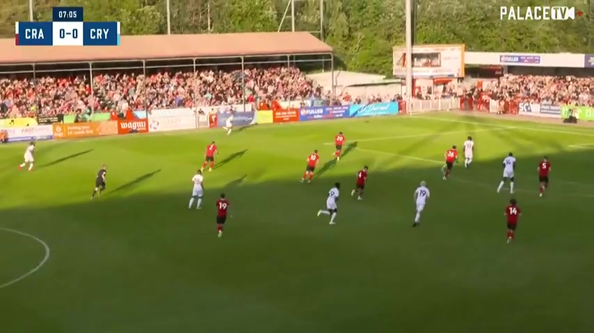 INT CF Crawley Town Vs Crystal Palace 8 phút Vào, ghi bàn 0:1