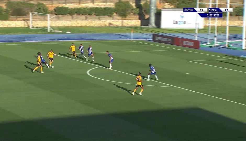 INT CF FC Porto Vs Wolves 18 phút Vào, ghi bàn 0:1