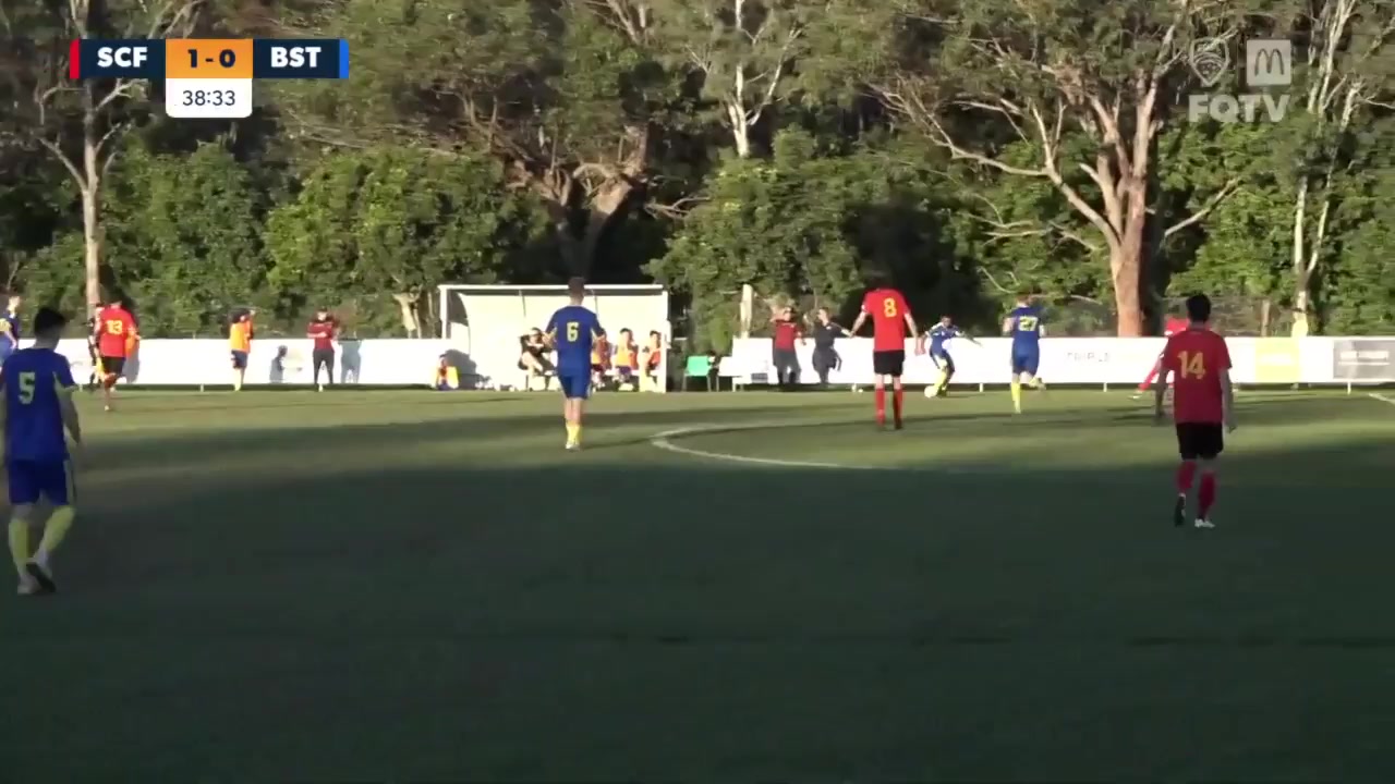 1868 Sunshine Coast FC Vs Brisbane Strikers 39 skor gol , skor 1:1