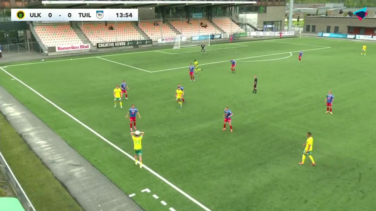 1428 Ullensaker/Kisa IL Vs Tromsdalen 15 skor gol , skor 1:0