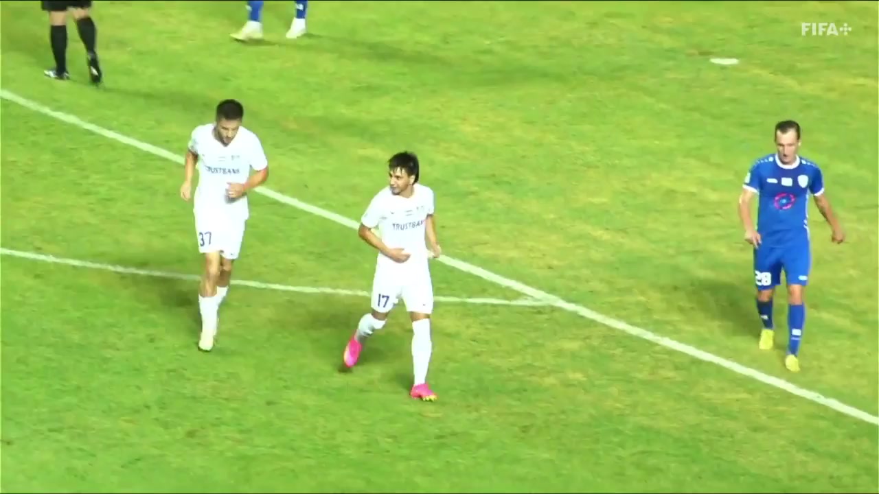 772 Olympic FK Tashkent Vs Sogdiana Jizak 22 skor gol , skor 1:1